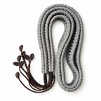 Cordon de protection pour handpan, tressé en coton et lin gris, avec ses attaches marron