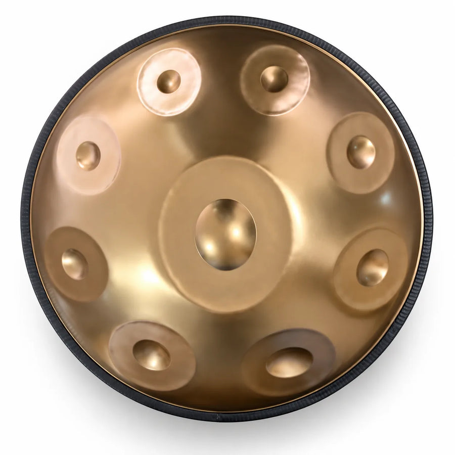 Handpan D Kurd doré 9 notes en inox vu de dessus : une note centrale et 8 notes autour